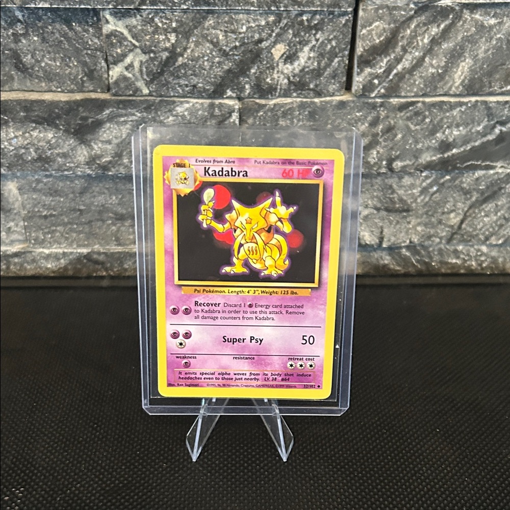 Pokemon Kadabra 32/102 Vintage  Card from 1999 Base Set M/NM